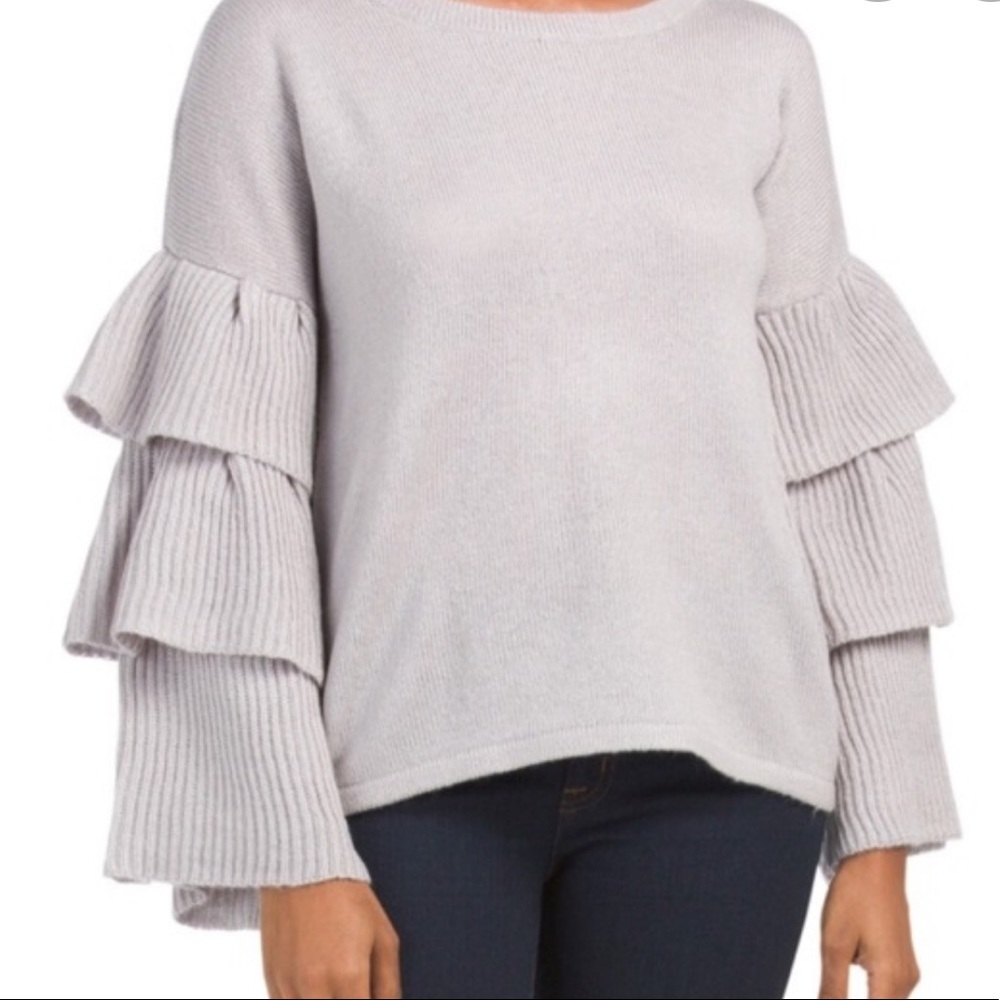 Cupid | Tiered Ruffle Bell Sleeve Grey Sweater M